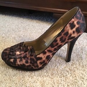 Madden Girl Cheetah heels Sz 9